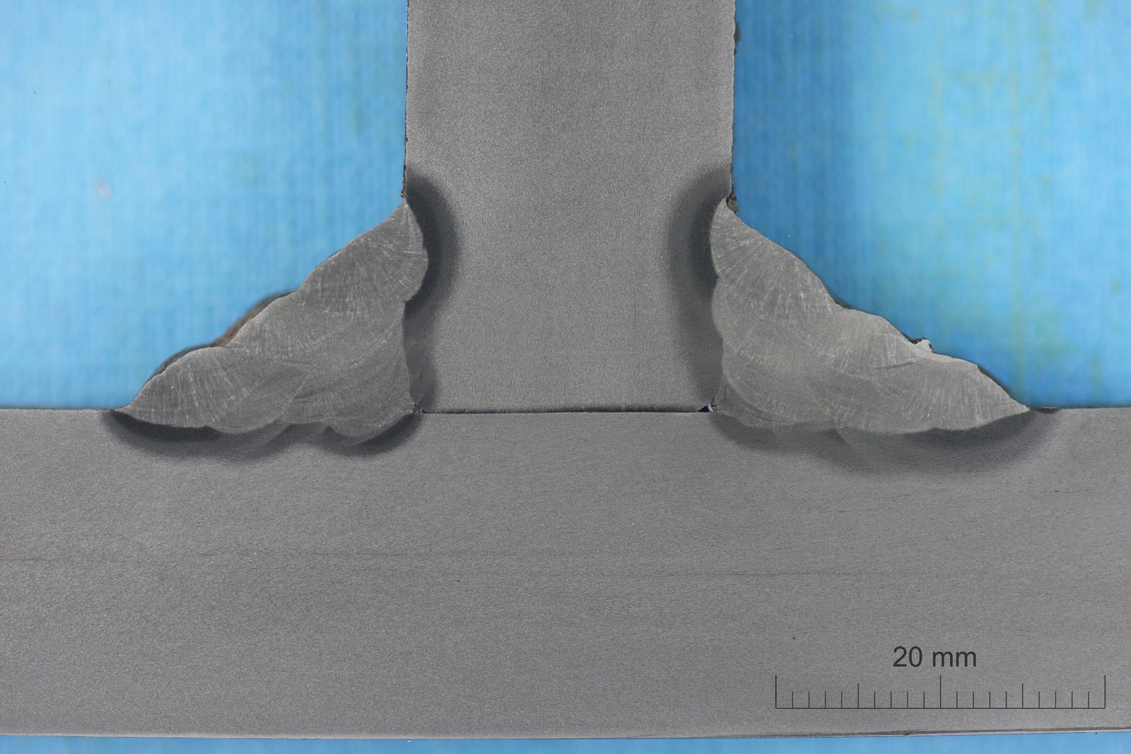 macro 07 27-10-2025 15_58_27_588